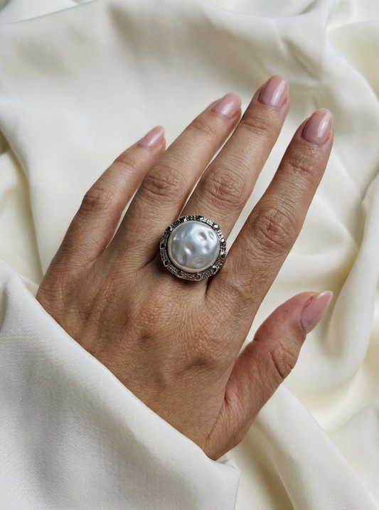 Pearl Muse Ring