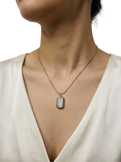 Name:  Luna Pearl Pendant Necklace