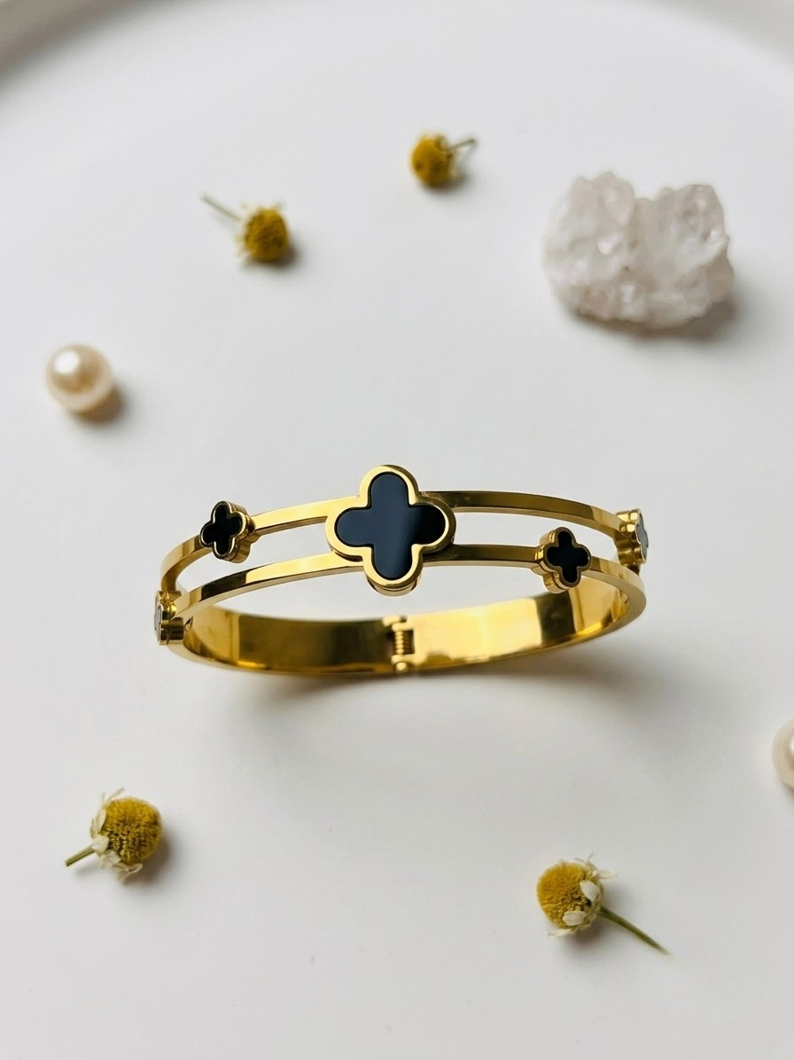 Clover Duo Handcuff Bangle