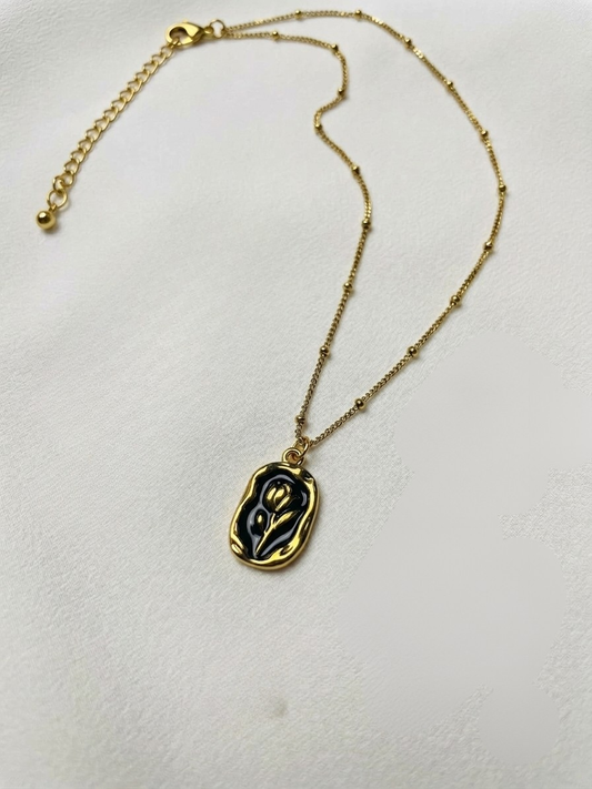 Black Bloom Necklace