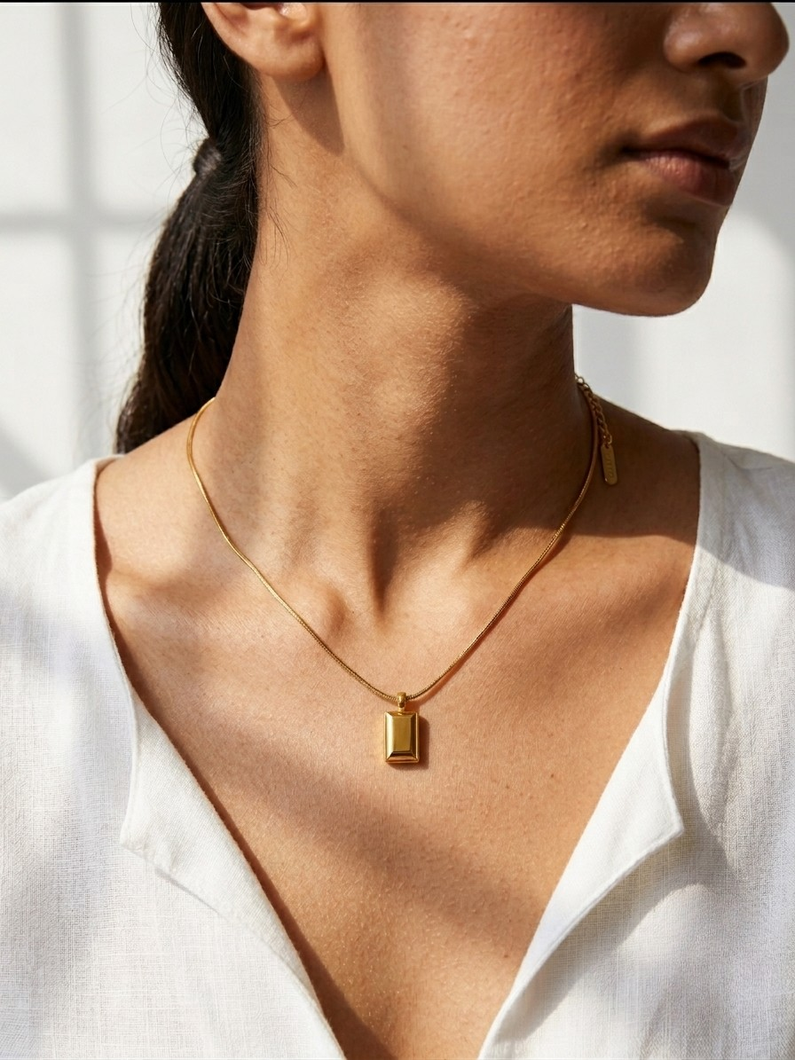 Luna Bar Necklace