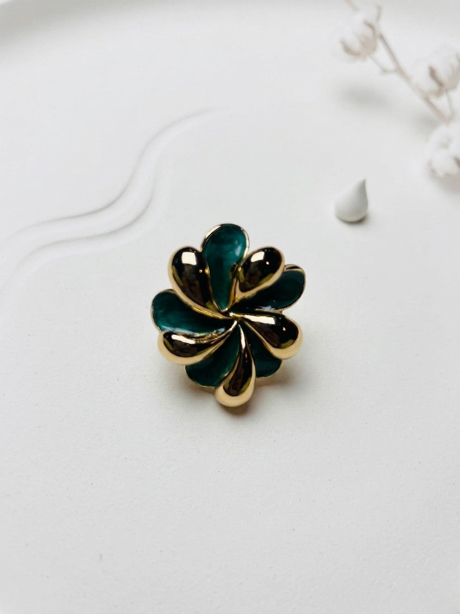 Verdant Whirl Ring