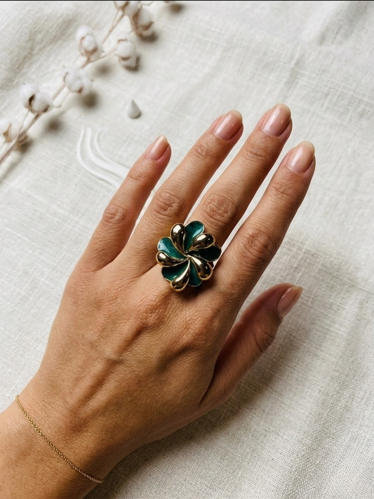 Verdant Whirl Ring
