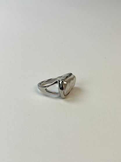Pearl Contour Ring
