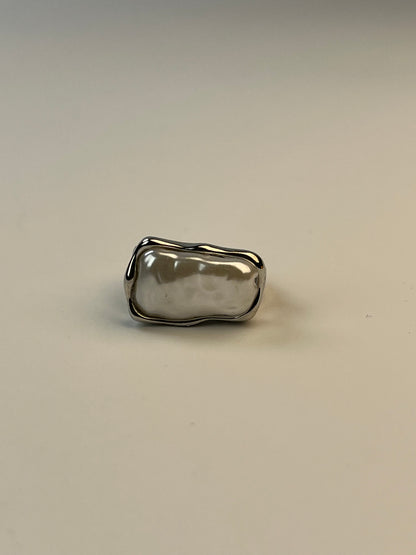 Pearl Contour Ring