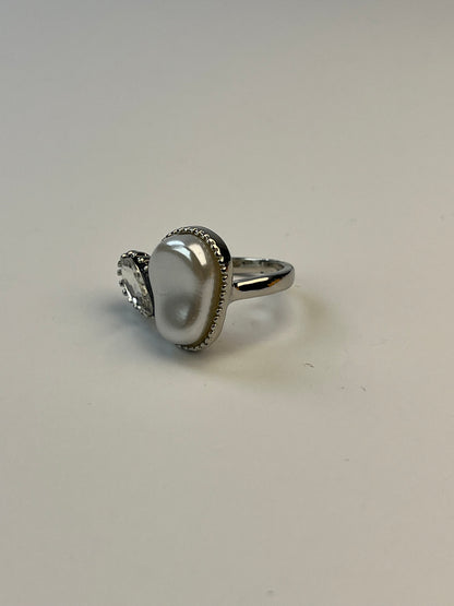 Celeste Pearl Duo Ring